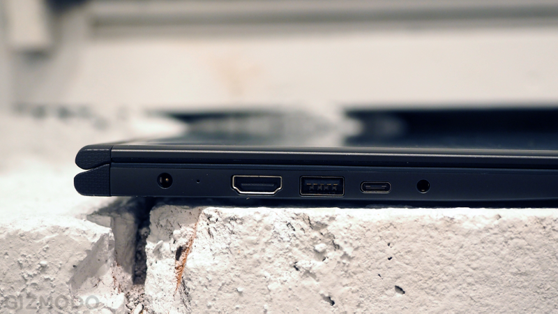 Illustration for article titled Toshiba Satellite Radius Review:Â An Amazing 4K Screen Attached to a Frustrating Machine